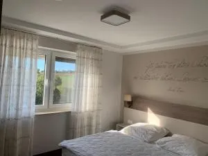 Exklusive Wohnung mit Brettachblick - Gerabronn