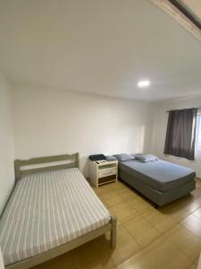 AP FRENTE À PRAÇA BEM LOCALIZADO 02