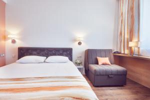 Superior Double Room with extendable armchair room in Ibis Centru Sibiu Hermannstadt