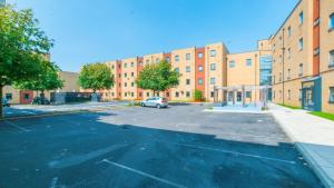 Homely Private Bedrooms at Oxford Court in Manchester
