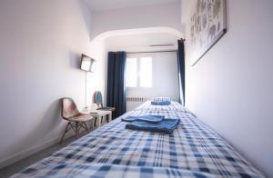Modern 2 Bedroom Apartment Next to Metro - Marousi