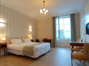 Hotels Hotel Grand Monarque : photos des chambres