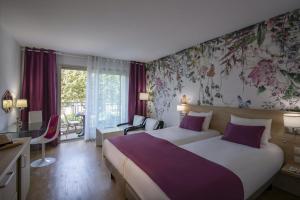 Hotels Hotel Chambord : Chambre Double Deluxe avec Douche