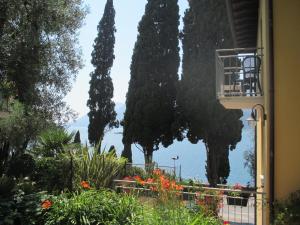 Double or Twin Room with Partial Garden View room in Hotel Casa Popi