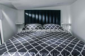 Main Square Luxury Apartment