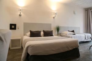 Hotels Lou Cigaloun : photos des chambres