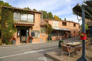 Hotels HOTEL 3 etoiles NN 