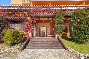 Casa Flores con Piscina interior climatizada