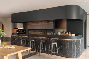 Cross Pattaya Pratamnak