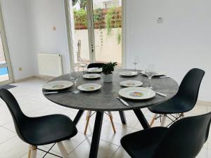 Gaia - 4 Bedroom House in Larnaca