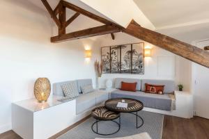 Là-Haut - 3 Panorama of the Estuary - City Center