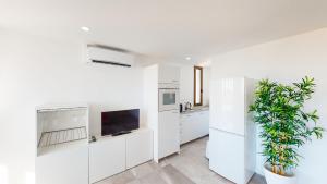 Las Palmeras - Best Location Cozy Apartment