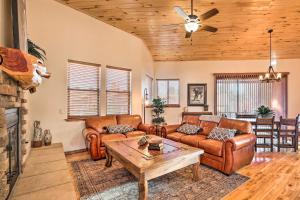 Hike and Explore Cozy Show Low Gem with Fireplace!