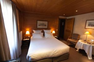 Small Double Room - Albert 1er room in Le Hameau Albert 1er