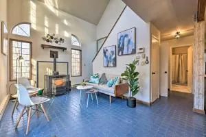 Fire Pit, Deck and Pool Access Modern Poconos Gem - Lehigh