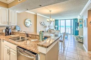 2 Mi to Golfing Oceanfront Myrtle Beach Condo