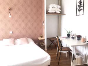 Hotels Hotel le Thurot : photos des chambres