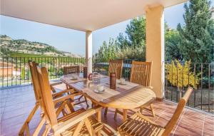 Nice home in Castellon de la Plana with WiFi, Private swimming pool and Outdoor swimming pool