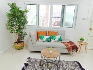 kanya house 3 bedroom for 6 paxs whole house