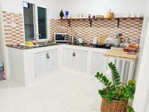 kanya house 3 bedroom for 6 paxs whole house