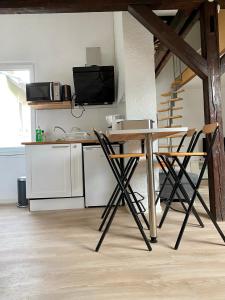 Appartements Authentic Loft - 10 min to the city center : photos des chambres