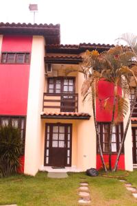 Casa Duplex 3 Suítes em Condomínio