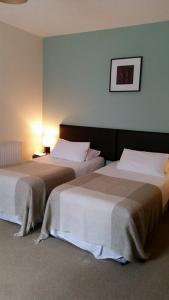 Twin Ensuite room in Ty Morgan's