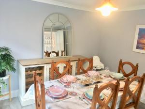 The Old Bark House No 3