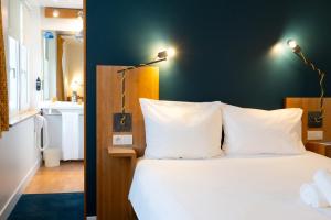 Hotels ibis Styles Nancy Centre Gare : Suite Standard avec 1 Lit Double et 2 Lits Simples