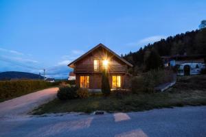 Chalets Le Refuge du Cerf : photos des chambres