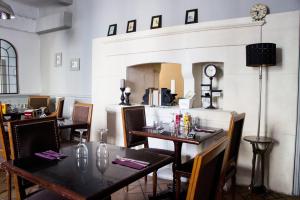 Hotels HOTEL DE FRANCE - Hotel de charme en Provence : Chambre Double Standard