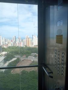 Espetacular Flat em Miramar "2"