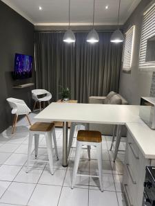 Adventure Apartment - Colchester - 5km from Elephant Park