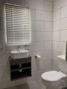 Adventure Apartment - Colchester - 5km from Elephant Park