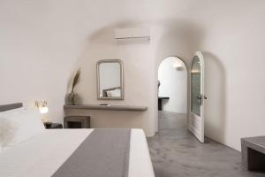 Occhio Luxury Villas Santorini with private pool