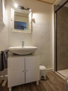 B&B / Chambres d'hotes La Tour Pom'Pin : photos des chambres