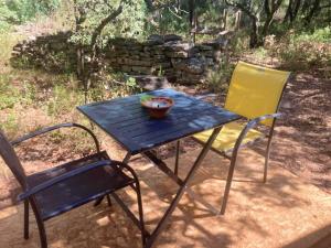 Chalets Charmant chalet a Cornillon-Confoux avec piscine partagee : photos des chambres