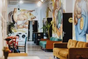 Party Hostel Zzz - Камник