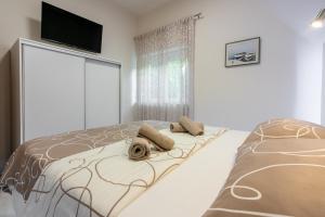 Apartments Abros 