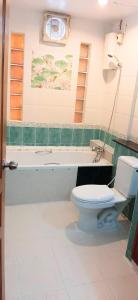 Your House 3 Guest House