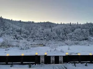 Mountain Residence - Tukhlya