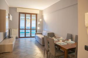 019 - Casa BLU centro di Santa Margherita 500m dal MARE