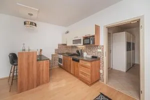 °°°Carolina's Modern Apartment °°° - Třebeš