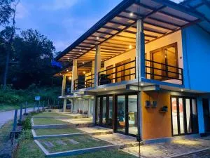 Bunk Station - Monaragala