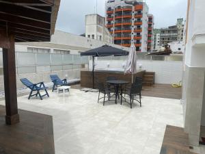 Cobertura Guarujá Apto com Jacuzzi e Churrasqueira