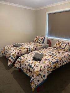 Breakaway new 4br house 5 mins to albury city