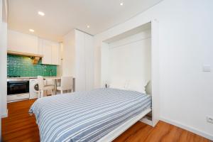 7ti7 Telhal apartment with a lovely Backyard