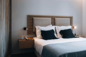 Deluxe Apartment 1-Bedroom Sea View room in Seascape Luxury Residences