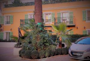 Hotels Hotel restaurant Oasis : photos des chambres