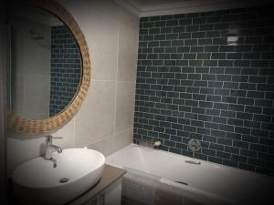 Bay-Side Apartment, Gordons Bay